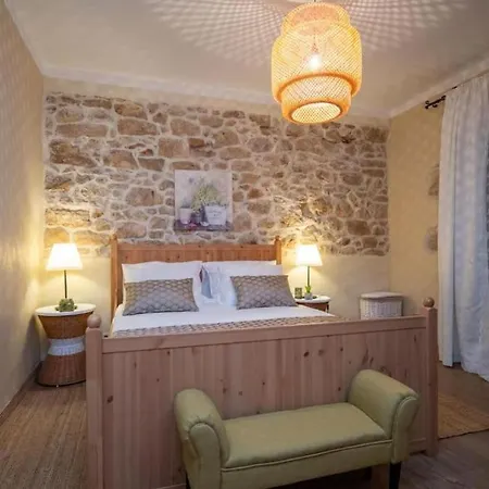 Mediterraneo Villa *