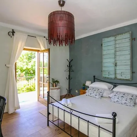 Mediterraneo Villa *